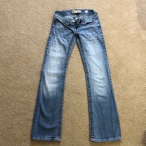 BKE Stella jeans. 25L flare leg